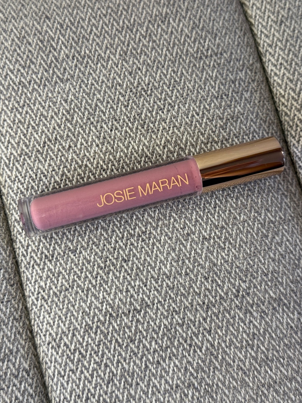 Josie Maran Lip Gloss in Pink Bloom, Argan Natural Volume - Picture 2 of 12